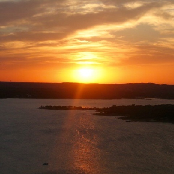 Meet your Posher, Feel Good Buys! - Picture 13 of 14